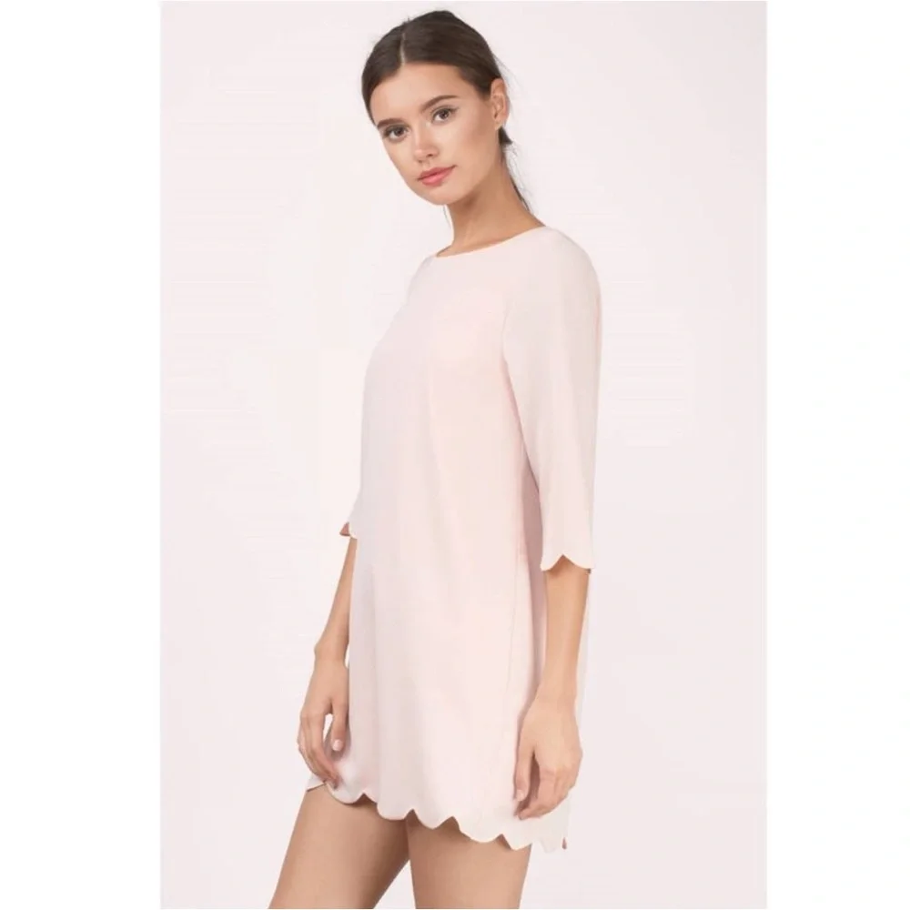 Tobi Blush Pink Scalloped Shift Dress - Picture 6 of 7